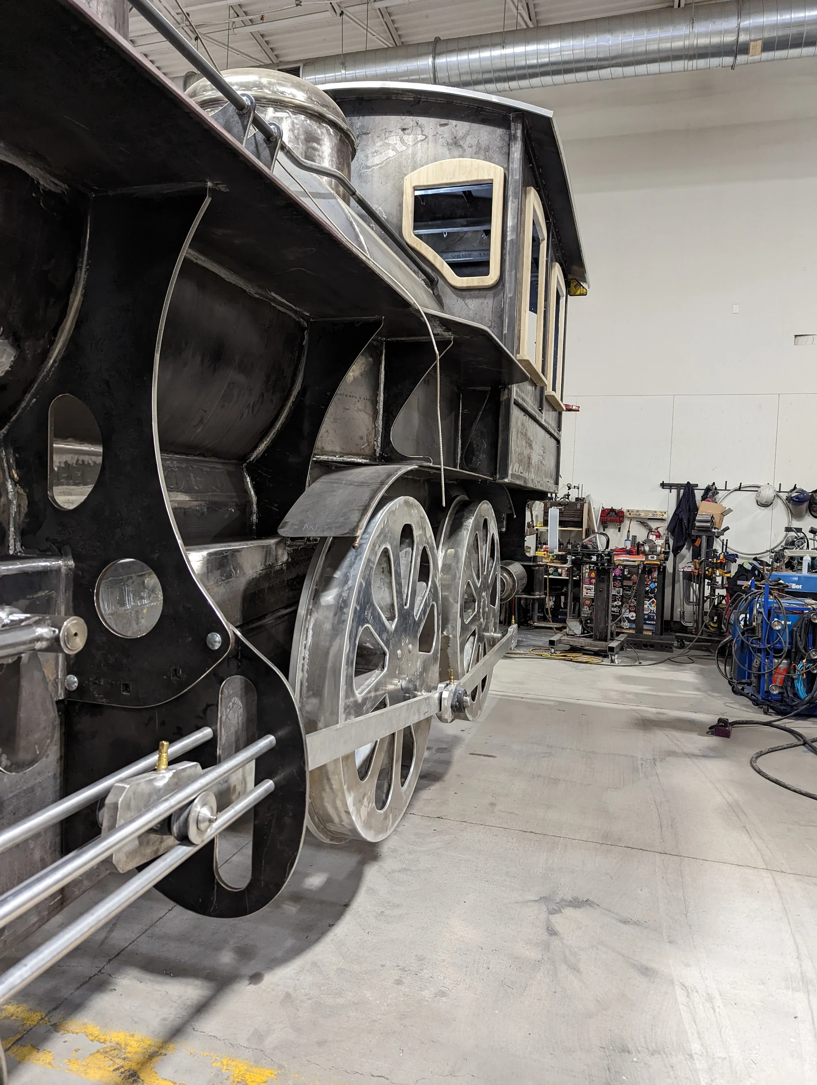 Lawn Dart locomotive sculpture